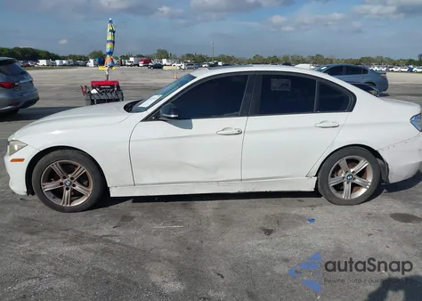 2013 BMW 328I z USA, uszkodzony, nr VIN WBA3A5C54DF600552